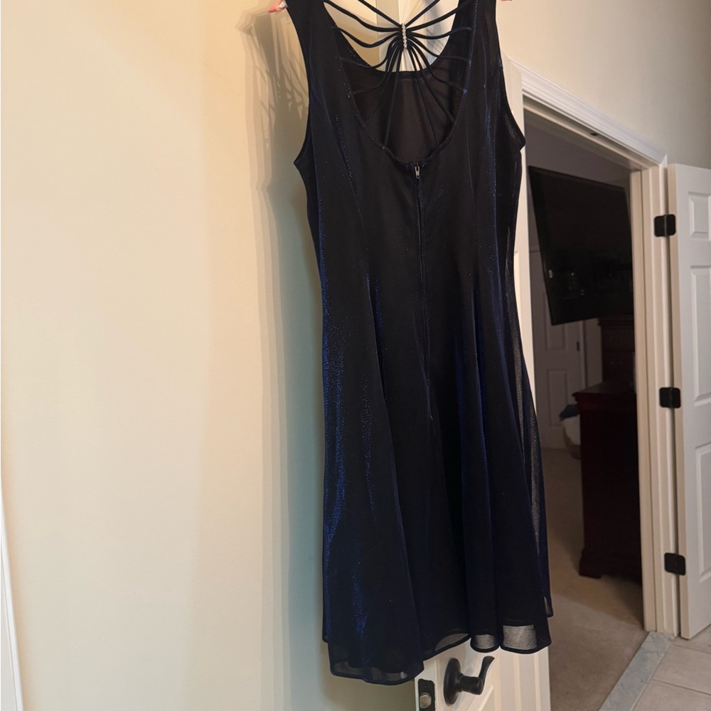 Elegant Navy Sleeveless Dress
